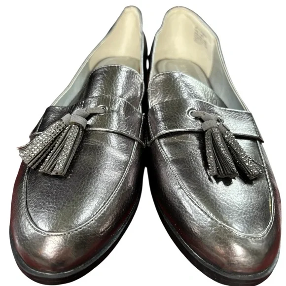 REACTION Kennith Cole Jet Forward Metallic Heeled Tassel Loafers, Womens Size 9 - Picture 2 of 9